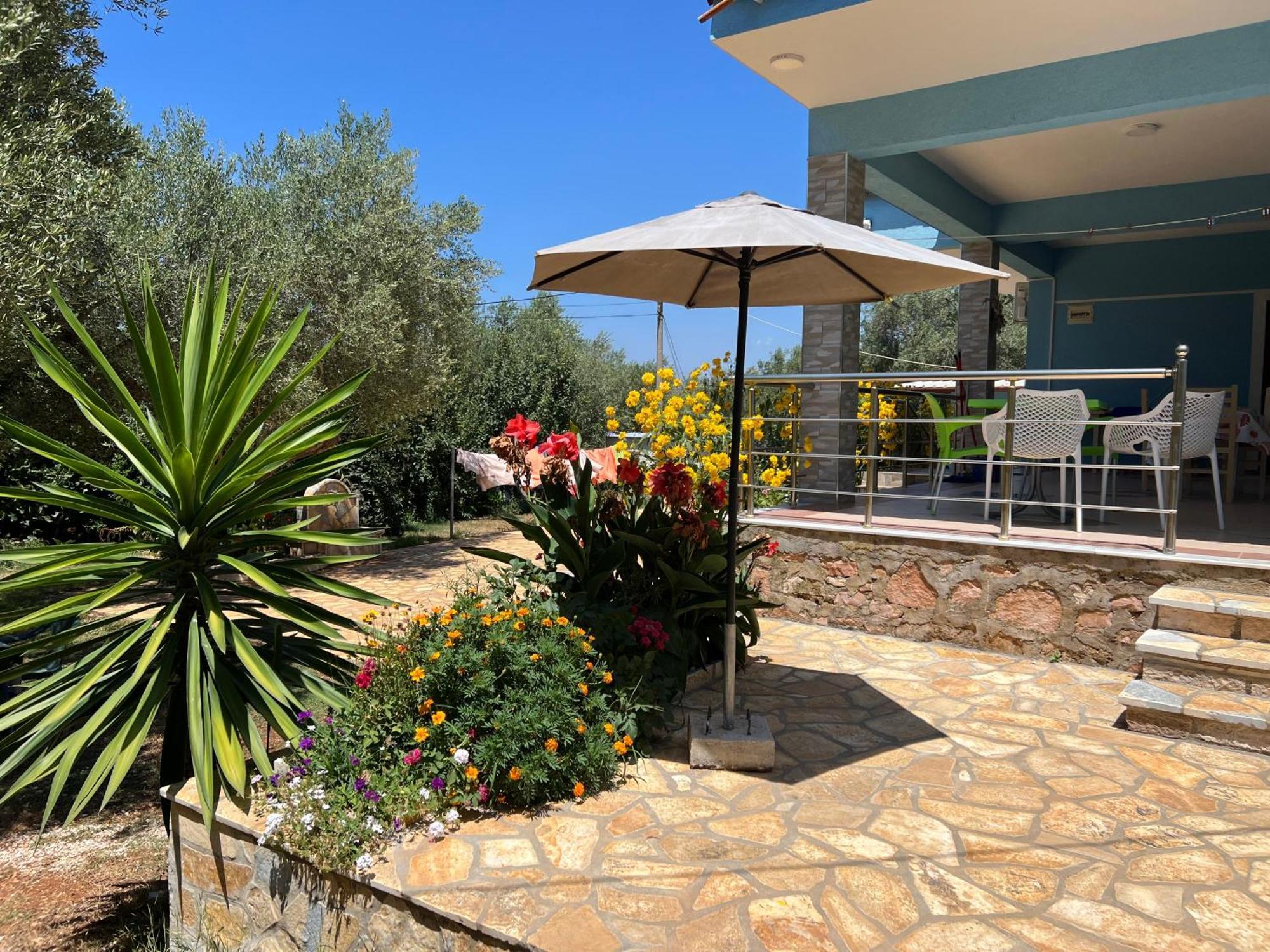 Oni Apartments Ksamil Bagian luar foto