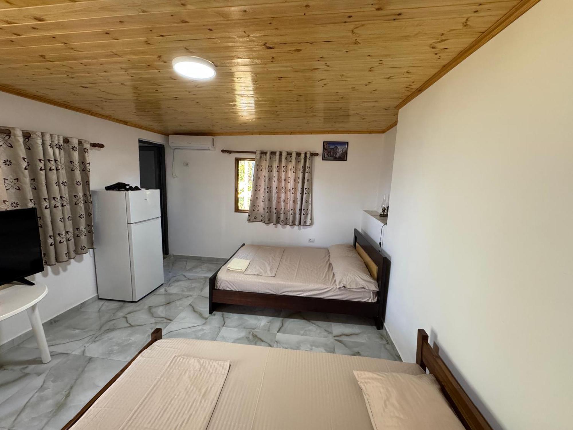 Oni Apartments Ksamil Bagian luar foto