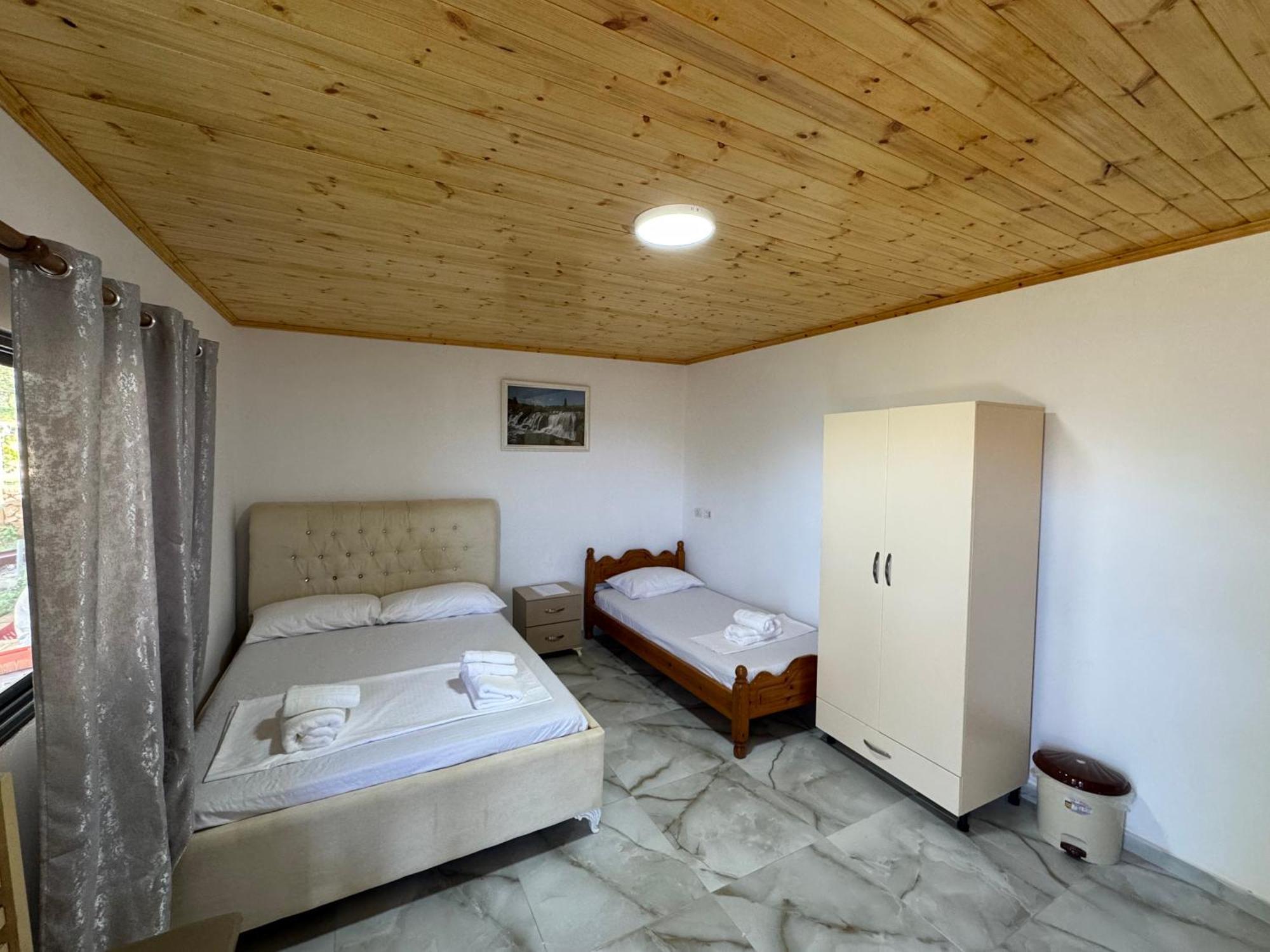 Oni Apartments Ksamil Bagian luar foto